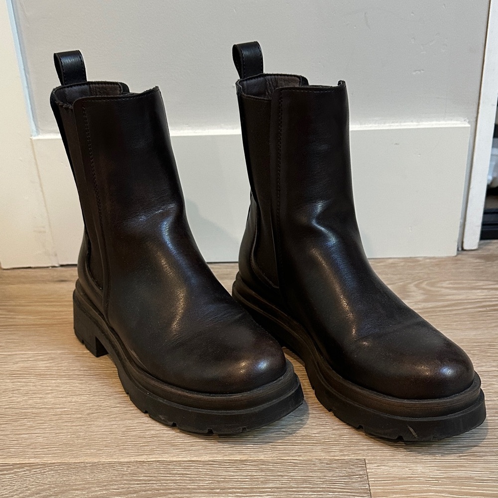 Chunky Brown Faux Leather Chelsea Boots